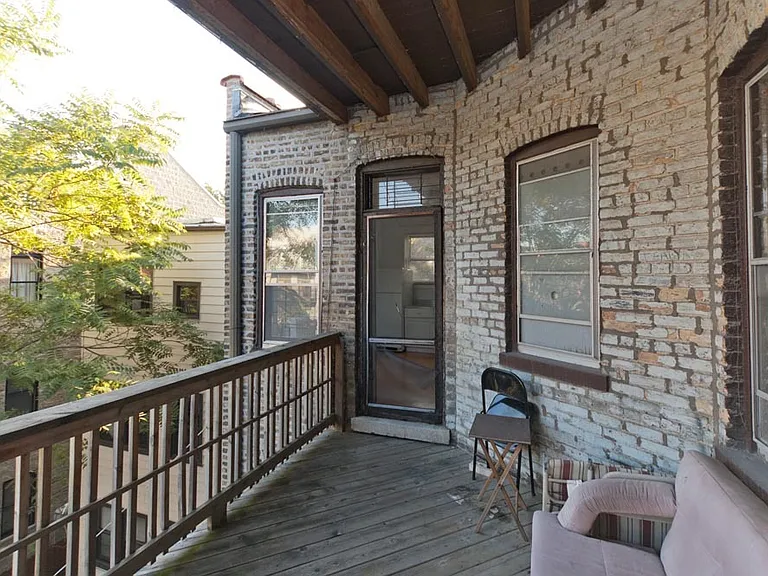 1017 W School St #3 — Photo 11