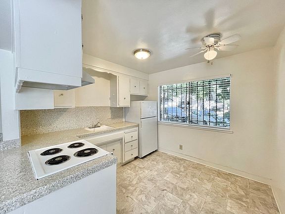 4th image of 710 17th St APT 1