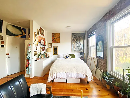 Rented by Corcoran | media 42