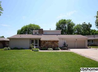 133 Ginger Cove Rd NE, Valley, NE 68064