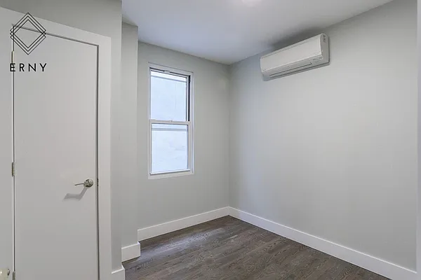 Rented by Pinn Realty | media 4