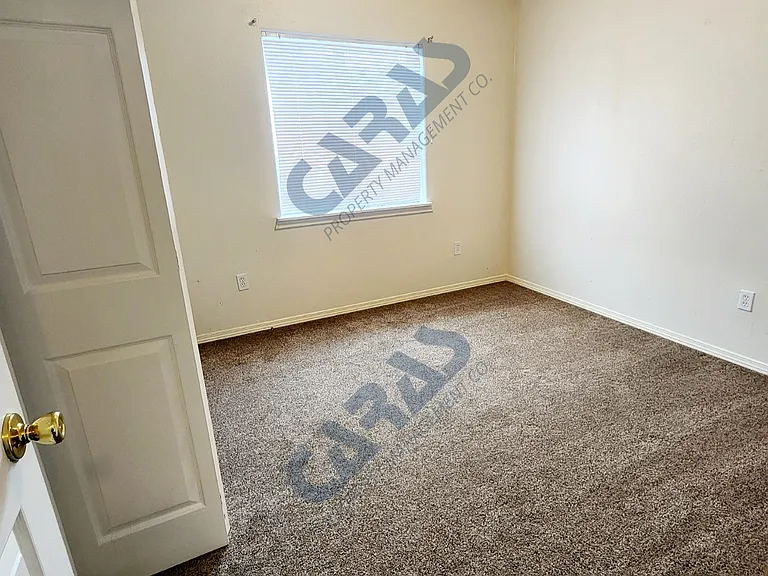 42138 3rd Ave E #3 — Photo 7