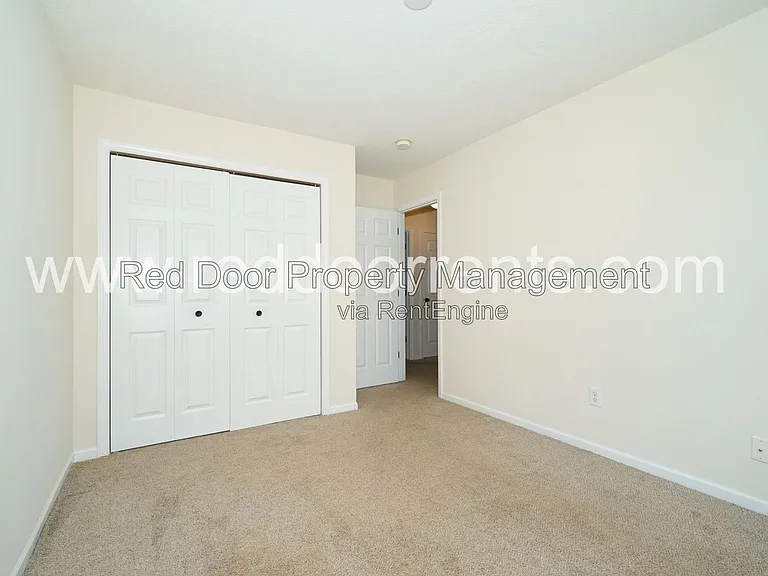 127 Broadmoor Bnd — Photo 15