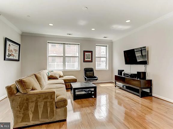 3rd image of 23 Pierside Dr Unit 116