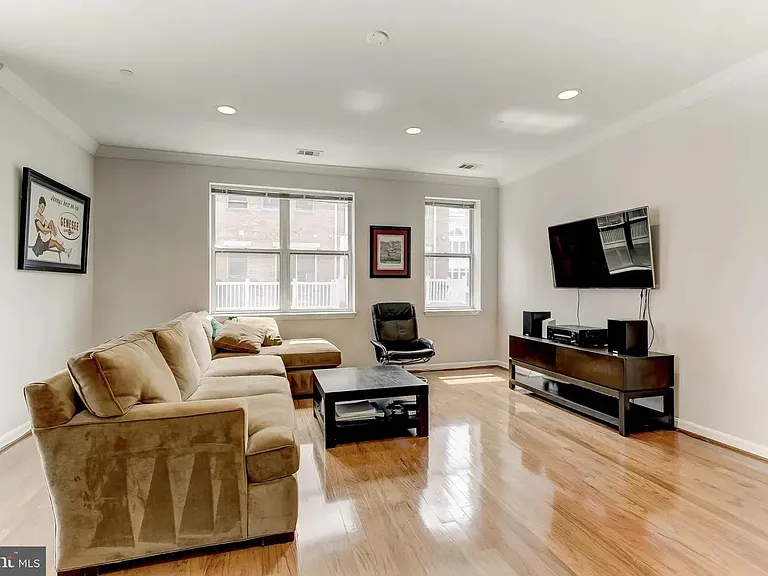 23 Pierside Dr #1116 — Photo 3