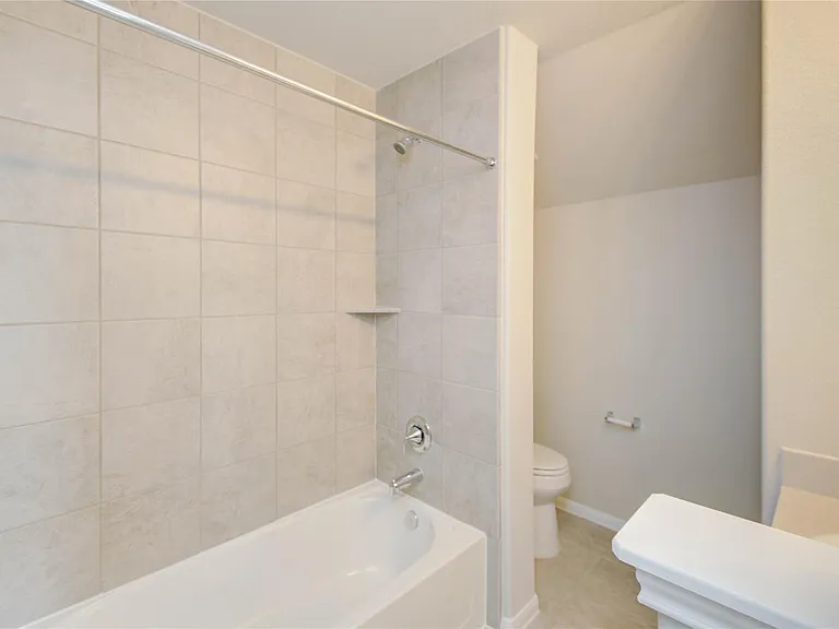 8403 Baywatch Cir — Photo 33