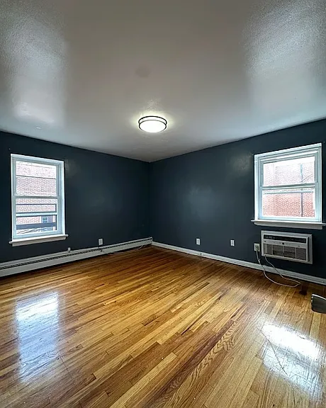 128 E7th St #309 — Photo 3