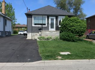 639 3rd St #BASEMENT, Mississauga, ON L5G 1R8