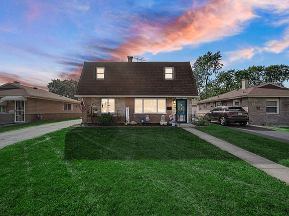 2nd image of 1436 Hirsch Ave