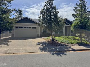 5774 NE Voyage Ave, Lincoln City, OR 97367