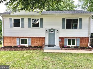 406 W Maple Ave, Sterling, VA 20164