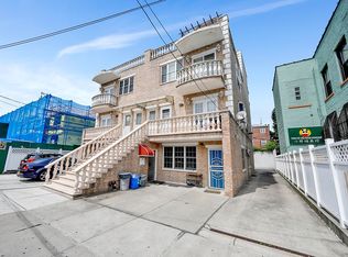 1517 70th St #1B, Brooklyn, NY 11228