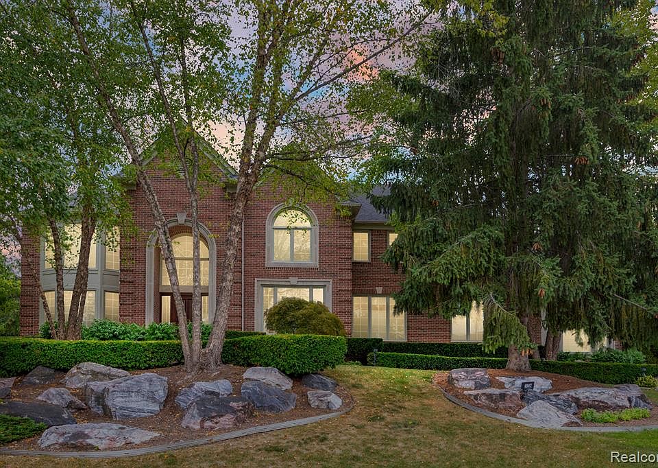 4947 Adams Pointe Ct, Troy, MI 48098 Zillow