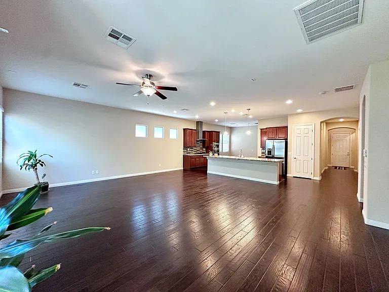 71 Newton Ridge Way — Photo 10