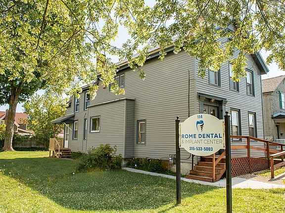 2nd image of 114 W Thomas St