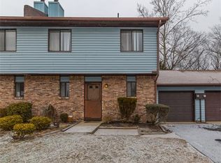 7 Peacock Pl, Howell, NJ 07731