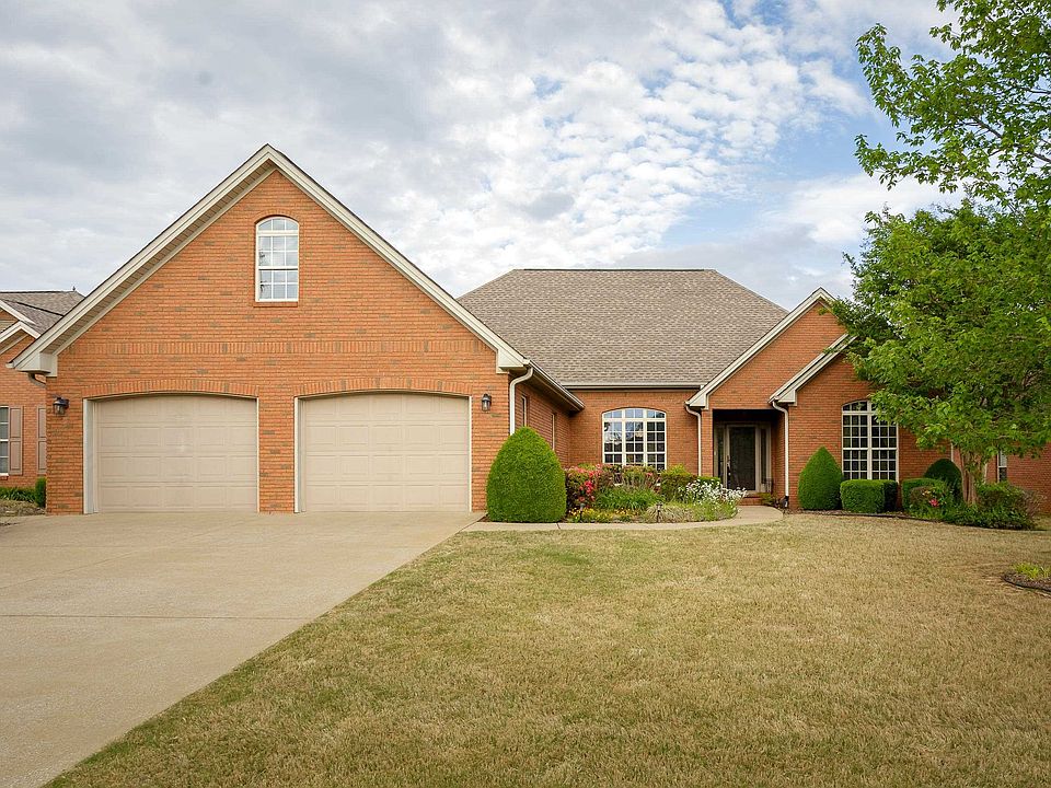 1st image of 104 Grace Dr
