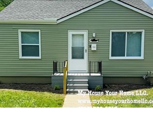 8499 Fielding St, Detroit, MI 48228