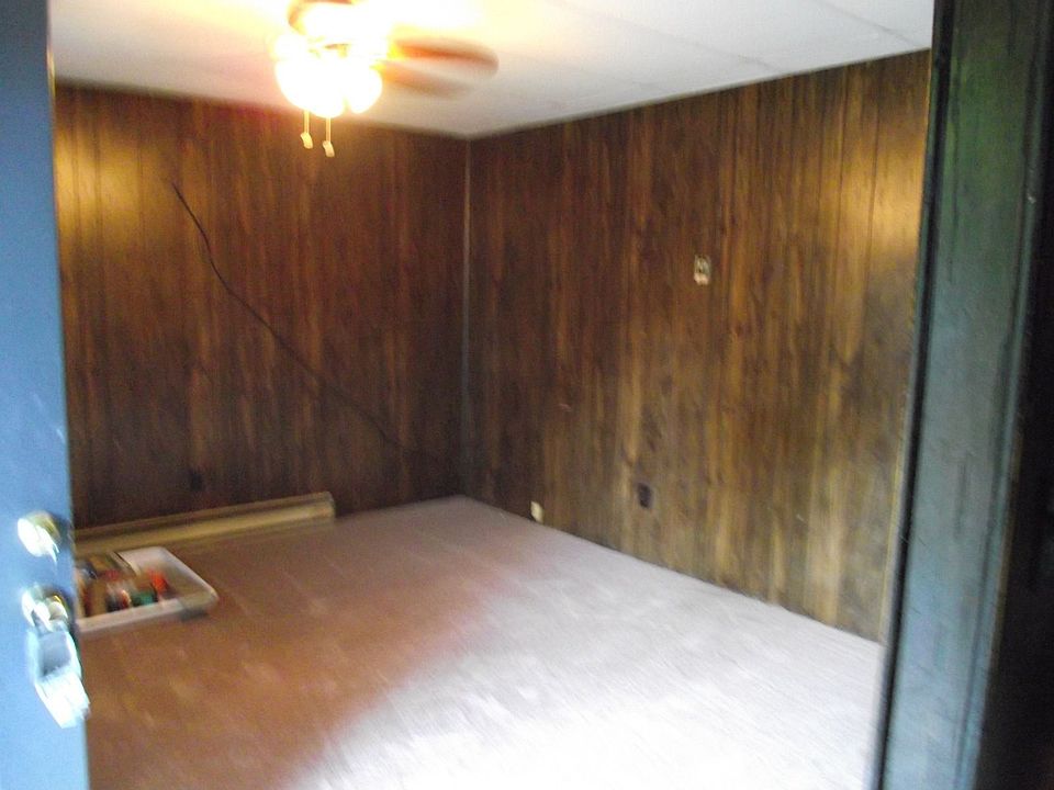 2nd image of 420-B Corona St