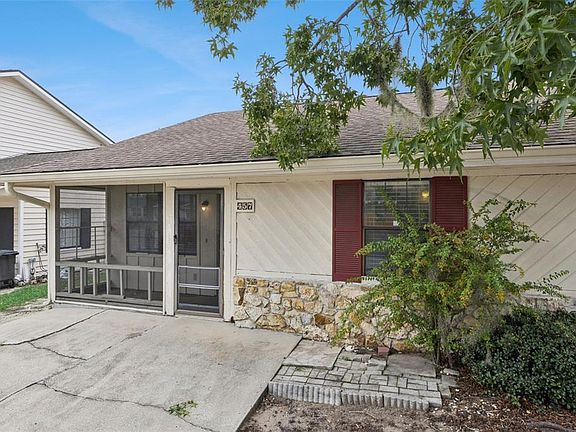 4th image of 457 HEMLOCK STREET