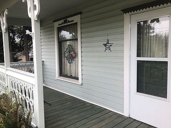 5th image of 421 S 10th St