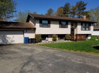 10486 N 470 E, Demotte, IN 46310