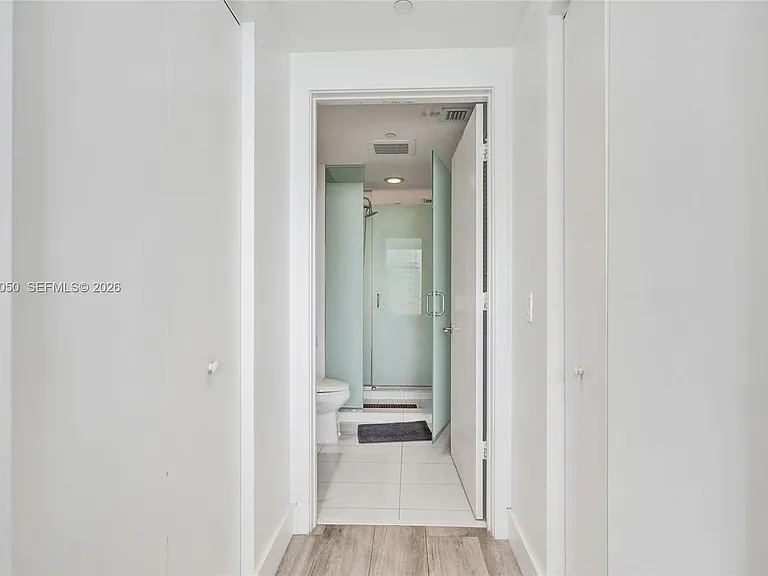 121 NE 34th St #2205 — Photo 35