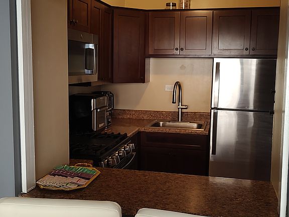 4th image of 2800 N Lake Shore Dr APT 309