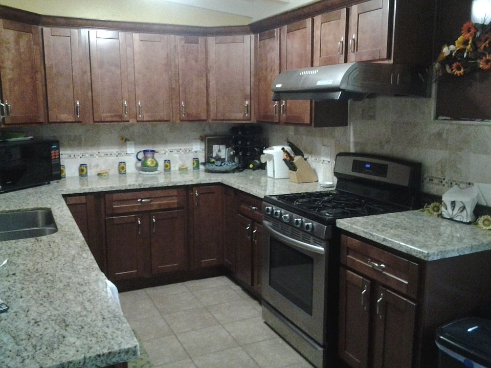 1st image of 1462 Amesbury Way