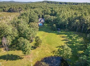 24 Schoolhouse Rd, Amherst, NH 03031