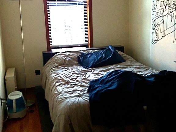 5th image of 112 W 76th St APT 4R