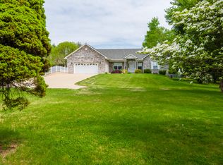 713 Forder Rd, Saint Louis, MO 63129