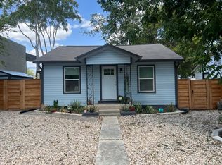 410 Lois St, Kerrville, TX 78028