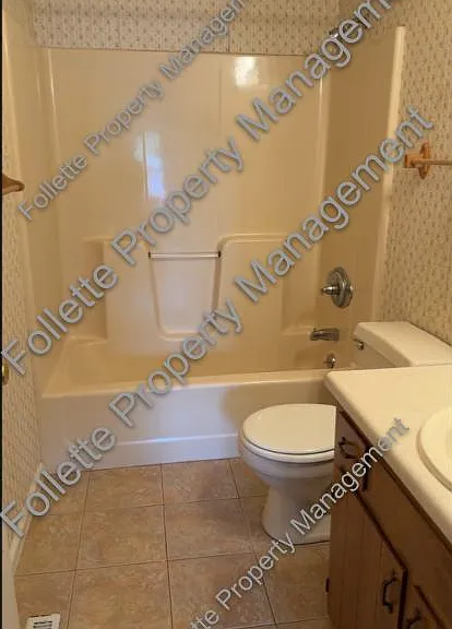 57 Stone Dr #2 — Photo 3