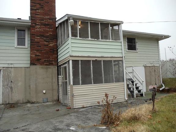 4th image of 3515 Cleveland Ave