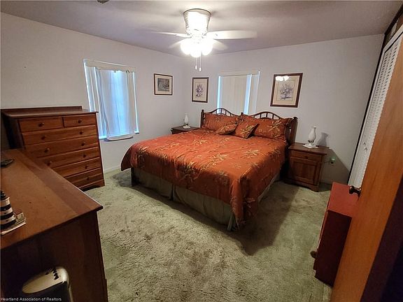 4th image of 40 Bald Cypress St