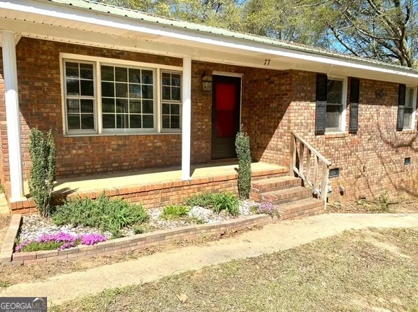 77 Mason St, Royston, GA 30662
