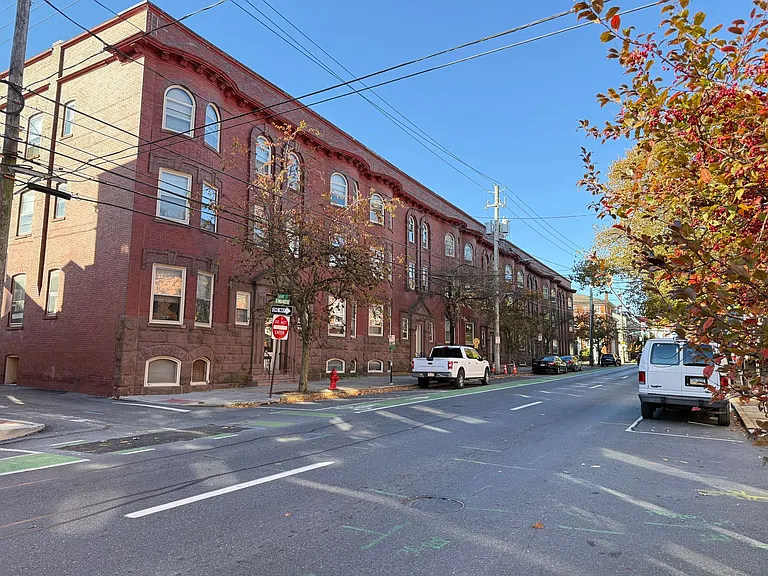 Welcome to Lancaster's First Ever Multi-Unit Apartment Building - Historic Hamilton Suites! — Photo 23