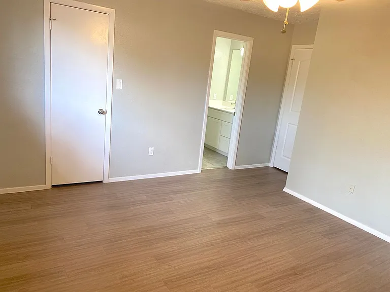 16222 Summer Dew Ln — Photo 11