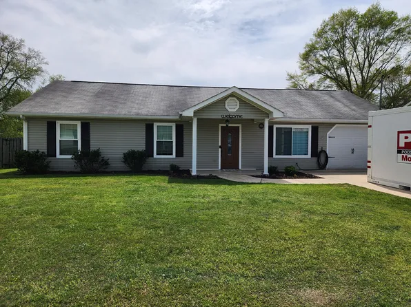 1708 Maple Pl, Soddy Daisy, TN 37379