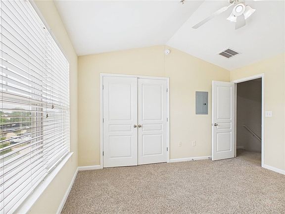 5th image of 1725 Harvey Mitchell Pkwy S APT 1625