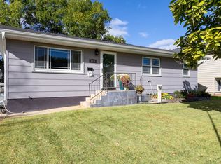 310 Pawnee Dr, McCook, NE 69001