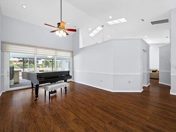 2nd image of 5321 GARDENS DR