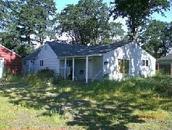 2nd image of 746 Jefferson Marion Rd