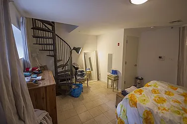 Rented by Level Group