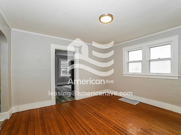 1818593_005_wm_-_dining_room_13270511.jpg