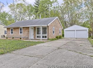 1414 Holly Hill Dr, Champaign, IL 61821