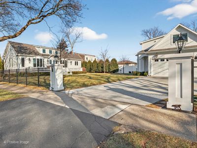 285 Middaugh Rd, Clarendon Hills, IL, 60514