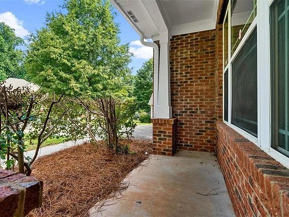 4th image of 3516 Lori Ln