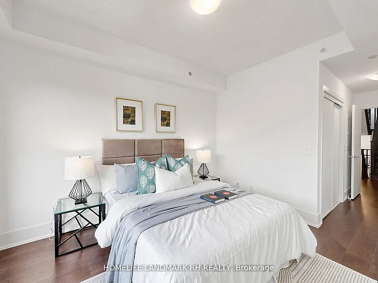 270 Davenport Rd #Townhouse 6 — Photo 31